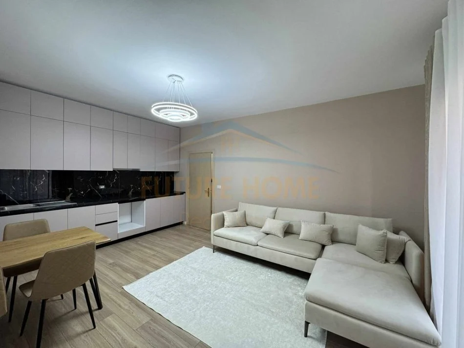 Tirane, shitet apartament 1+1+Ballkon Kati 5, 73 m² 109.000 € (Unaza e Re)
