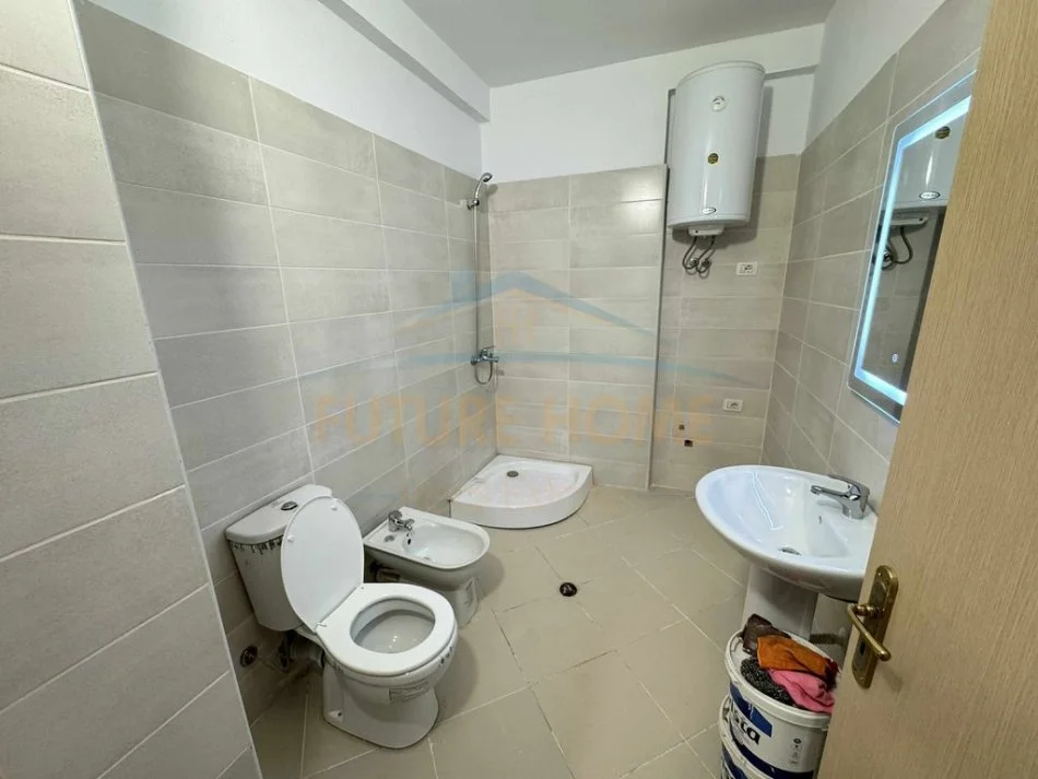 Tirane, shitet apartament 1+1 Kati 5, 73 m² 109.000 € (ASTIR, PRANE BAR ARTISTIT)