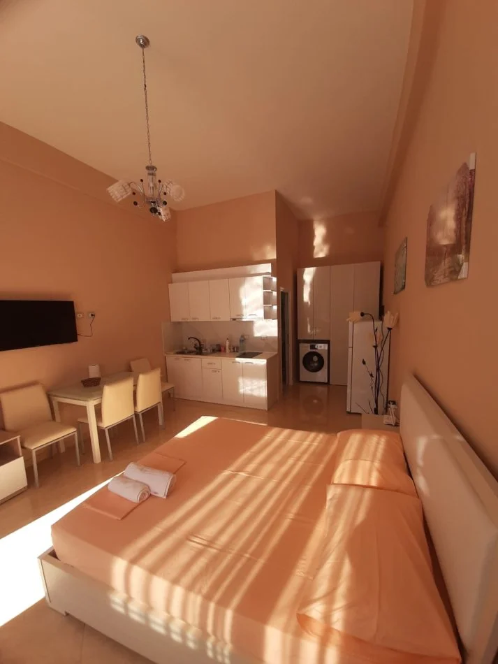 Vlore, jepet me qera garsonier 1+1 Kati 0, 45 m² 250 € (Lungomare, pas Big Market) rv46885