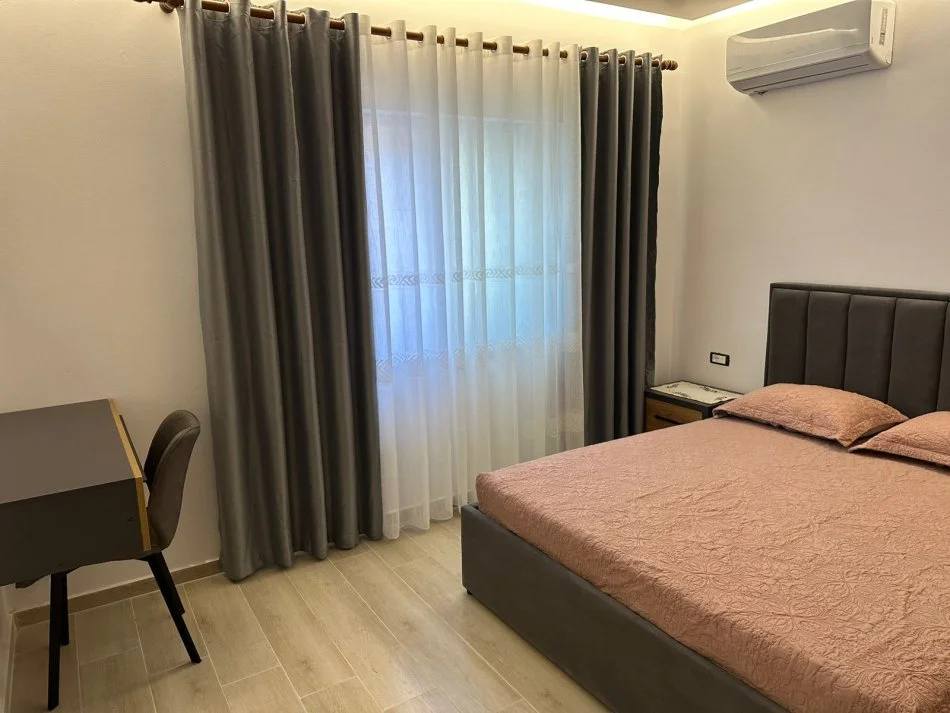 Sarande, shes apartament 1+1+Ballkon Kati 1, 95.000 m² 95.000 € (Sarande)