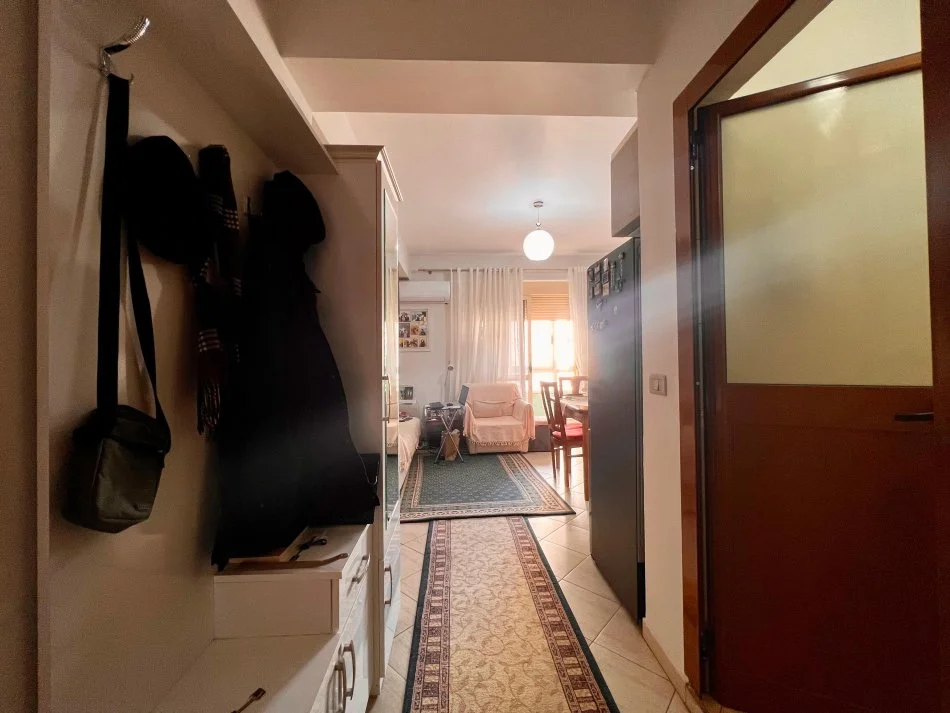 Vlore, shitet apartament 2+1+Ballkon , 100 m² 250.000 € (Lungomare - Vlorë)