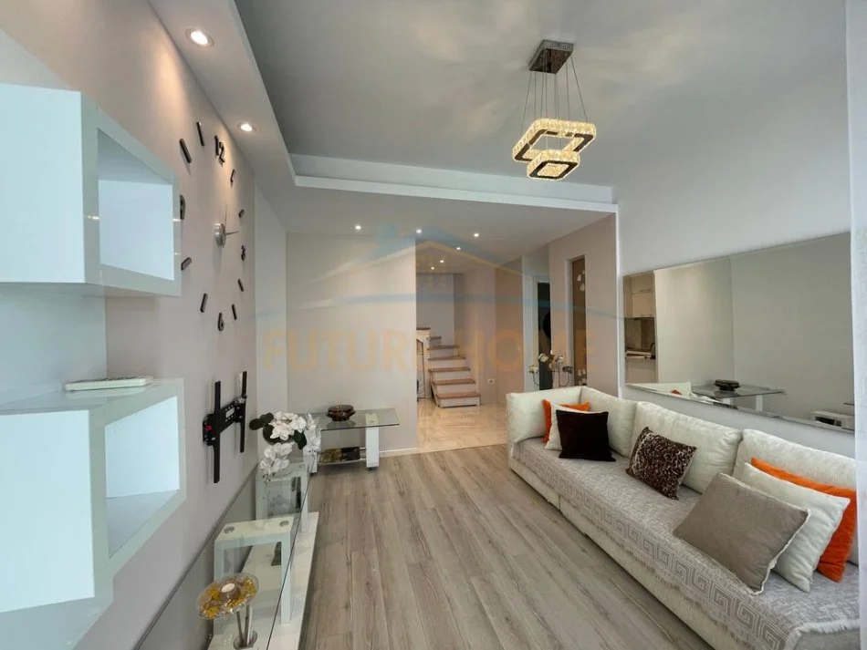 Tirane, shes apartament Kati 0, 78 m² 102.000 € (OXHAKU)