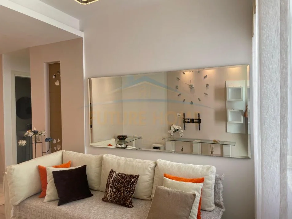 Tirane, shes apartament Kati 0, 78 m² 102.000 € (OXHAKU)