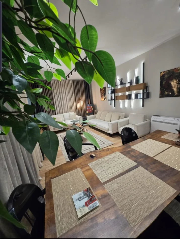Tirane, jepet me qera apartament 2+1 Kati 2, 102 m² 1.100 € (Kodra e Diellit)