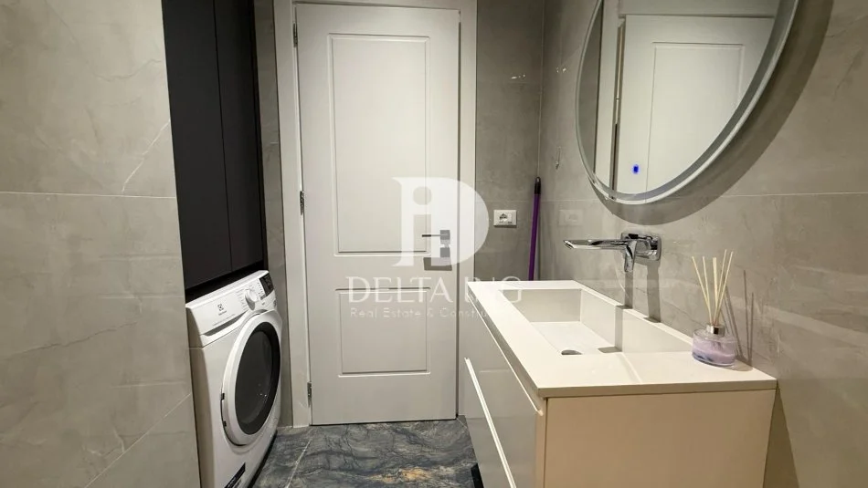 Tirane, jepet me qera apartament 1+1 Kati 3, 50 m² 1.000 € (Liqeni i Thate)