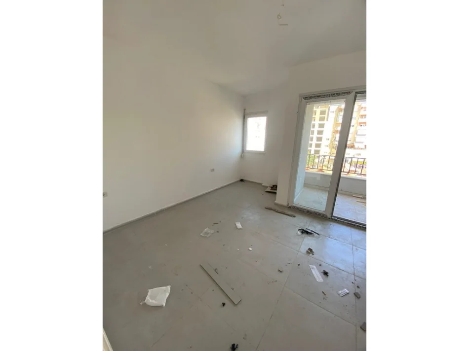 Tirane, shitet apartament 1+1 Kati 3, 73 m² 189.000 € 