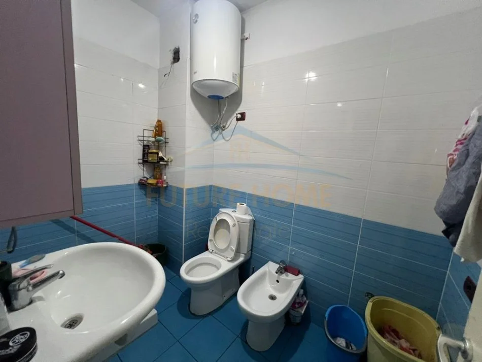 Tirane, shitet apartament 2+1 Kati 2, 105 m² 120.000 € (UNAZA E RE)