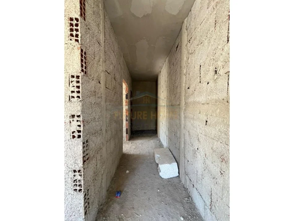 Tirane, shitet apartament 1+1 Kati 3, 69 m² 95.000 € 