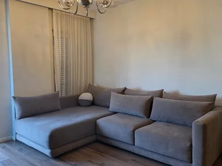 Tirane, jepet me qera apartament 2+1+Aneks+Ballkon , 90 m² 900 € (rruga panorama)
