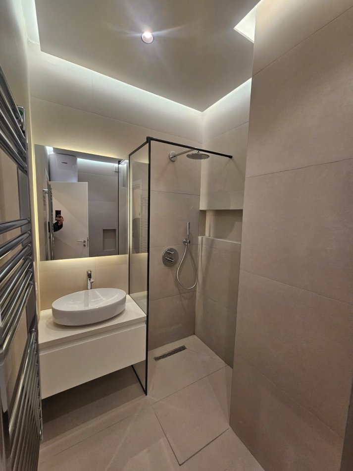 Tirane, shitet 2+1 Kati 3, 107 m² 275.000 € (rruga tefta tashko)