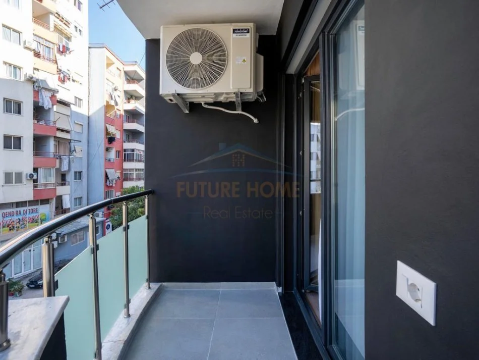 Tirane, shitet apartament 2+1 Kati 2, 104 m² 210.000 € (Unaza e Re)