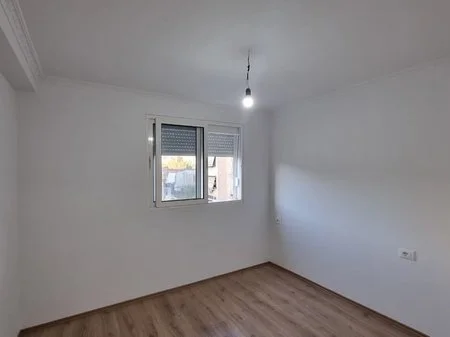 Tirane, shitet apartament 2+1+Ballkon Kati 6, 72 m² 162.000 € (STADIUMI DINAMO)