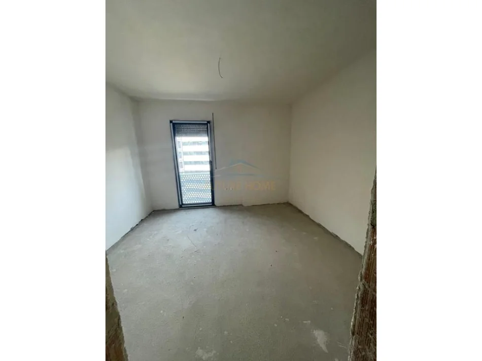 Tirane, shitet apartament 3+1+Ballkon Kati 6, 149 m² 298.000 € (Parallel Living, Don Bosko)