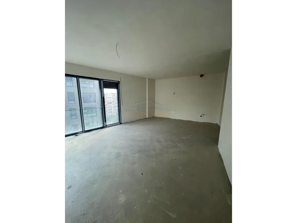 Tirane, shitet apartament 3+1 Kati 6, 149 m² 298.000 € (Don Bosko)