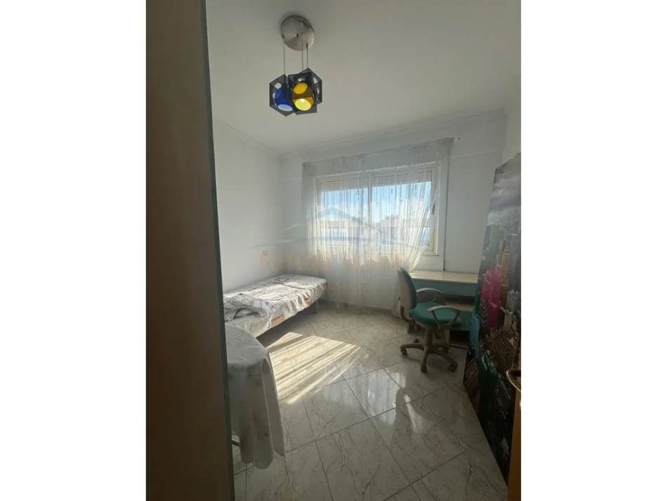 Durres, shitet apartament 2+1 Kati 7, 74 m² 125.000 € 