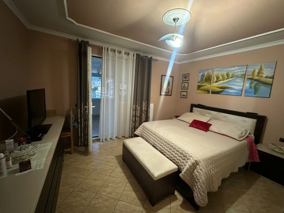 Tirane, shitet apartament 3+1+Ballkon Kati 5, 105 m² 230.000 € (Apartament 3+1+2+Verande, Ali Dem, Tiranë.)