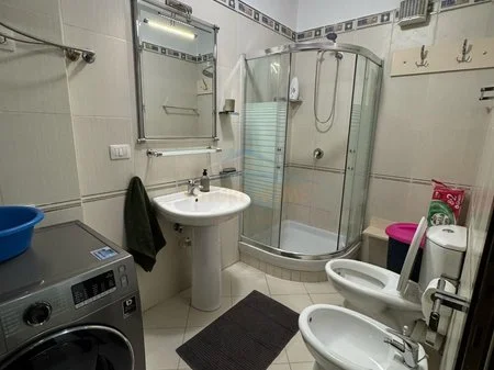 Tirane, shitet apartament 2+1 Kati 5, 107 m² 694.792.476 € (STADIUMI AIR ALBANIA)