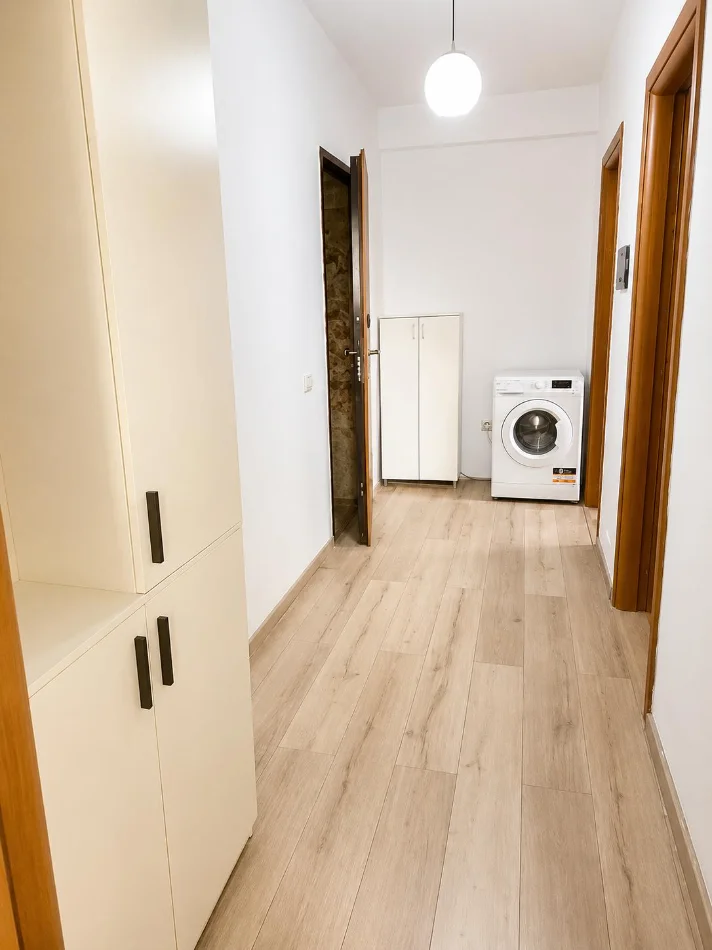 Tirane, jepet me qera apartament 1+1+Aneks+Ballkon Kati 4, 65 m² 500 € (ish stacioni i trenit)