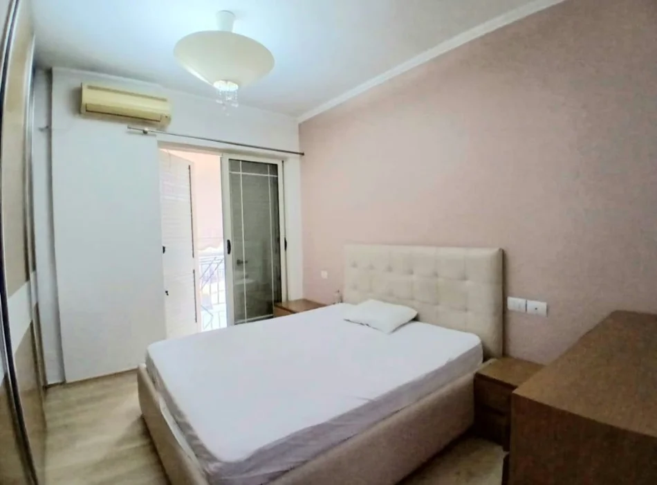 Tirane, jepet me qera apartament 2+1 Kati 6, 79 m² 550 € (Ali Dem ,Rruga Idriz Dollaku)