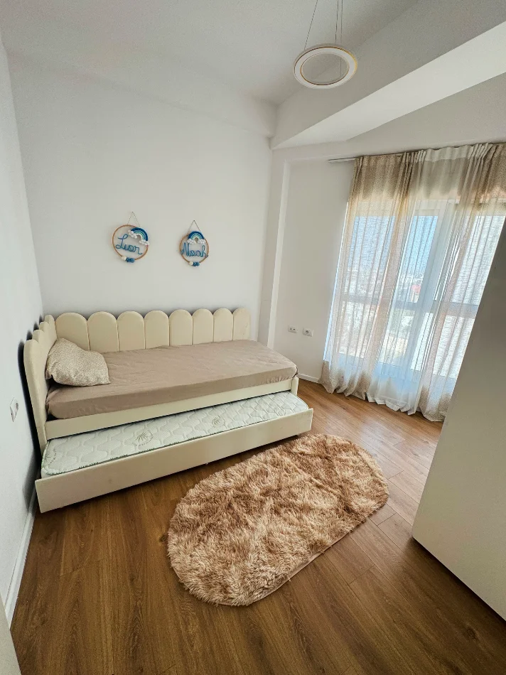 Tirane, jepet me qera apartament 3+1+Ballkon Kati 4, 105 m² 650 € (Rruga Pasho Hysa)