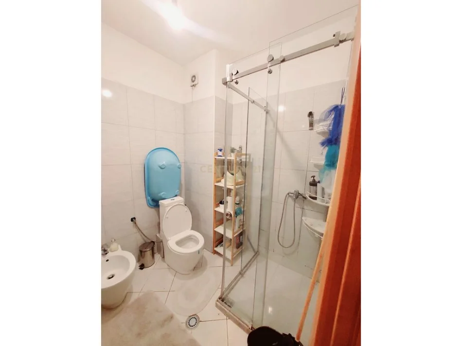 Tirane, shes apartament 2+1 Kati 10, 102 m² 140.000 € (Astir)