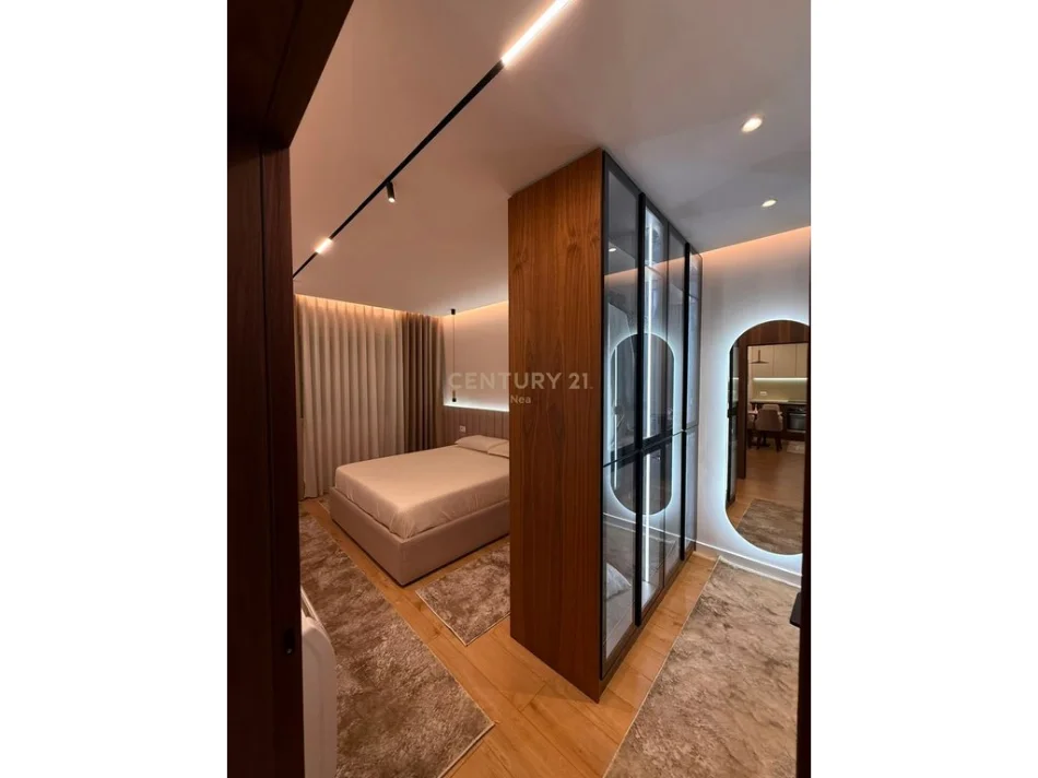 Tirane, jepet me qera apartament 1+1 Kati 9, 64 m² 650 € (Astir)