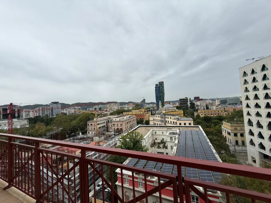 Tirane, jepet me qera ambjent biznesi Kati 8, 138 m² 2.000 € (Sheshi Skenderbej)