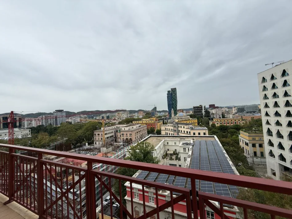 Tirane, jepet me qera ambjent biznesi Kati 8, 137 m² 2.000 € (Torre Drin)