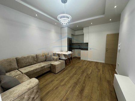 Tirane, shitet apartament 1+1 Kati 5, 72 m² 145.000 € (KODRA E DIELLIT)