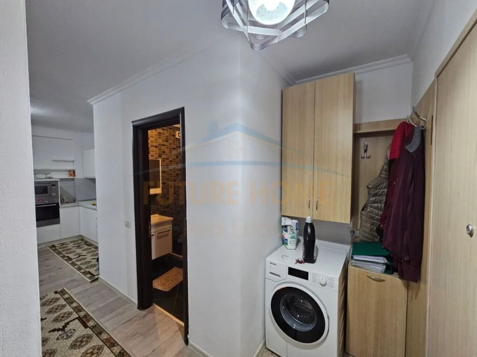 Tirane, jap me qera apartament 2+1 Kati 3, 73 m² 650 € (Kompleksi Kontakt, 21 Dhjetori)