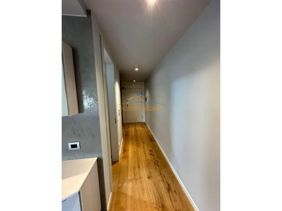 Tirane, jepet me qera apartament 1+1 Kati 4, 84 m² 1.000 € 