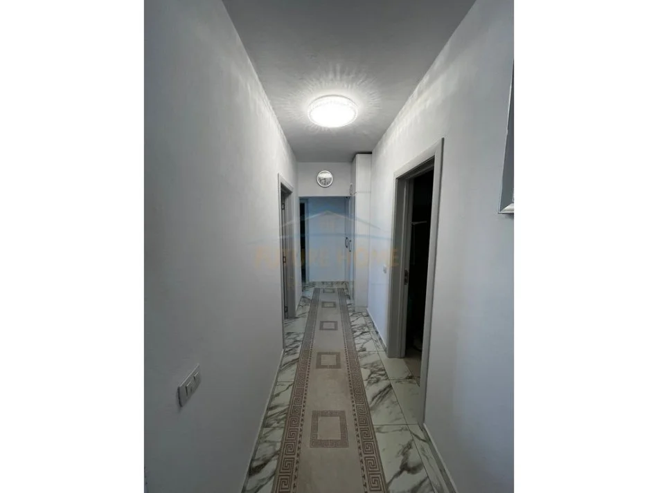 Durres, shitet apartament 3+1 Kati 13, 118 m² 320.000 € (Vollga)