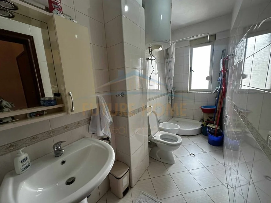 Tirane, shitet apartament 2+1 Kati 7, 107 m² 165.000 € 