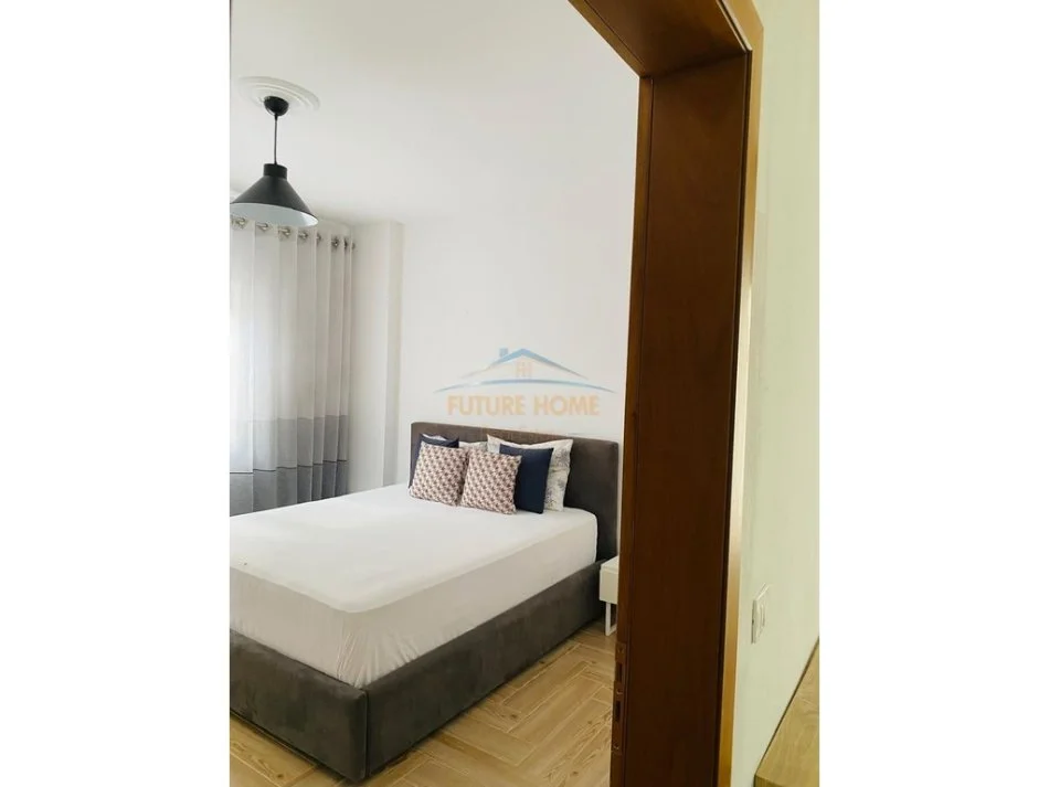 Tirane, jepet me qera apartament 2+1 Kati 2, 80 m² 650 € (Don Bosko)