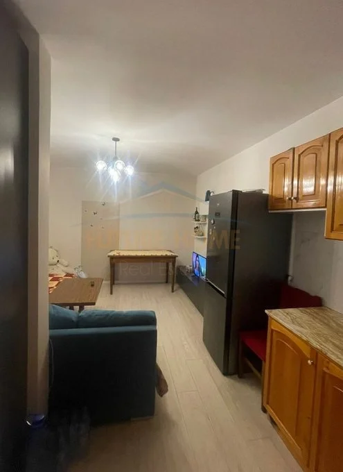 Tirane, shitet apartament 1+1 Kati 1, 42 m² 75.000 € (Allias)