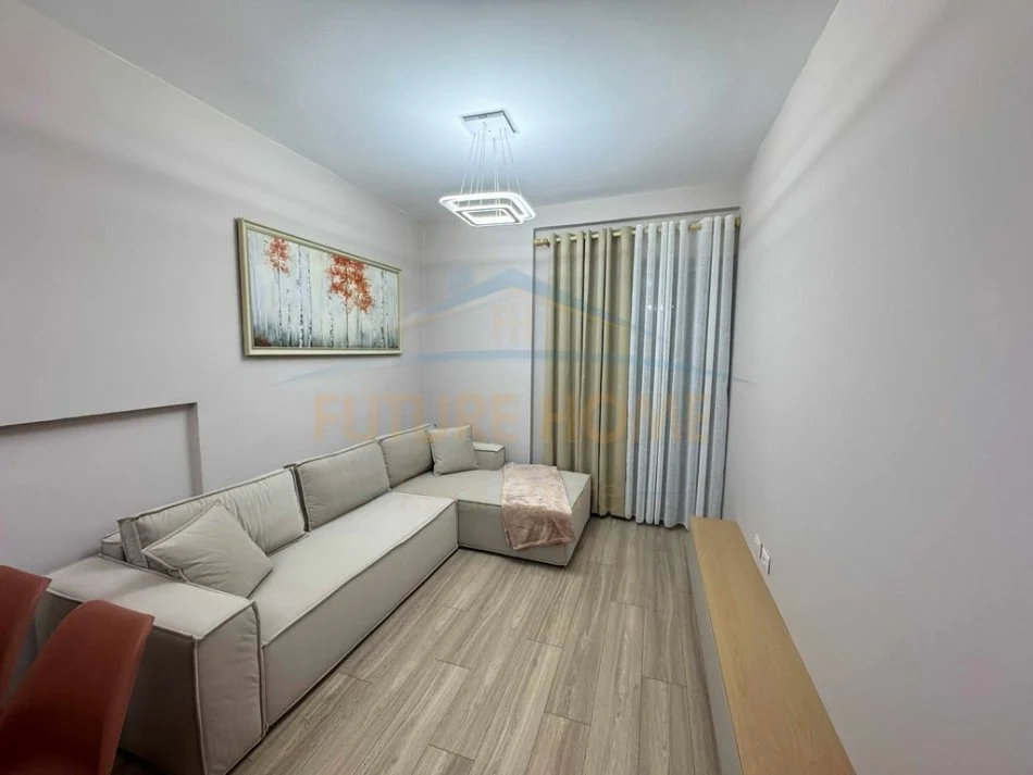 Tirane, shitet apartament 2+1 Kati 5, 71 m² 125.000 €