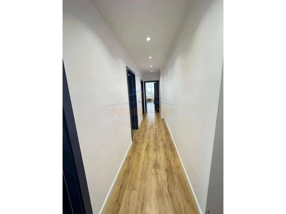 Tirane, shitet apartament 2+1 Kati 2, 89 m² 190.000 € (brryli)