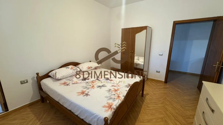 Tirane, jepet me qera apartament 1+1 Kati 2, 80 m² 500 € (don bosko) D8242A-94