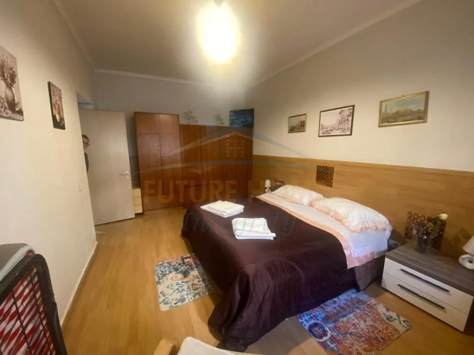 Qera, Apartament 1+1, Myslym Shyri,  550 €