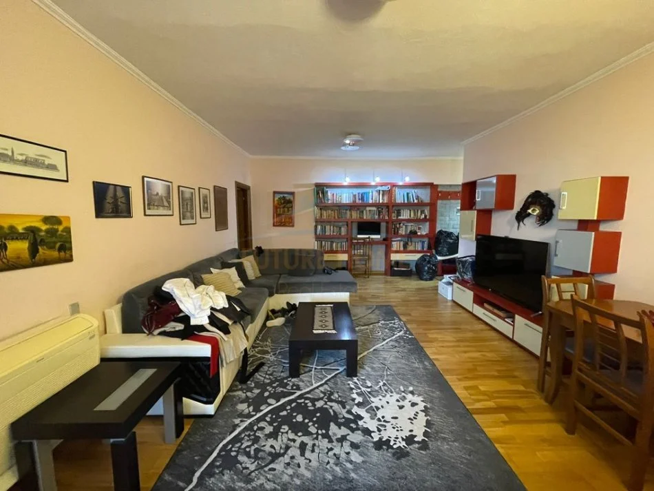 Tirane, shitet apartament 2+1+Ballkon Kati 6, 91 m² 205.000 € (Komuna e Parisit)