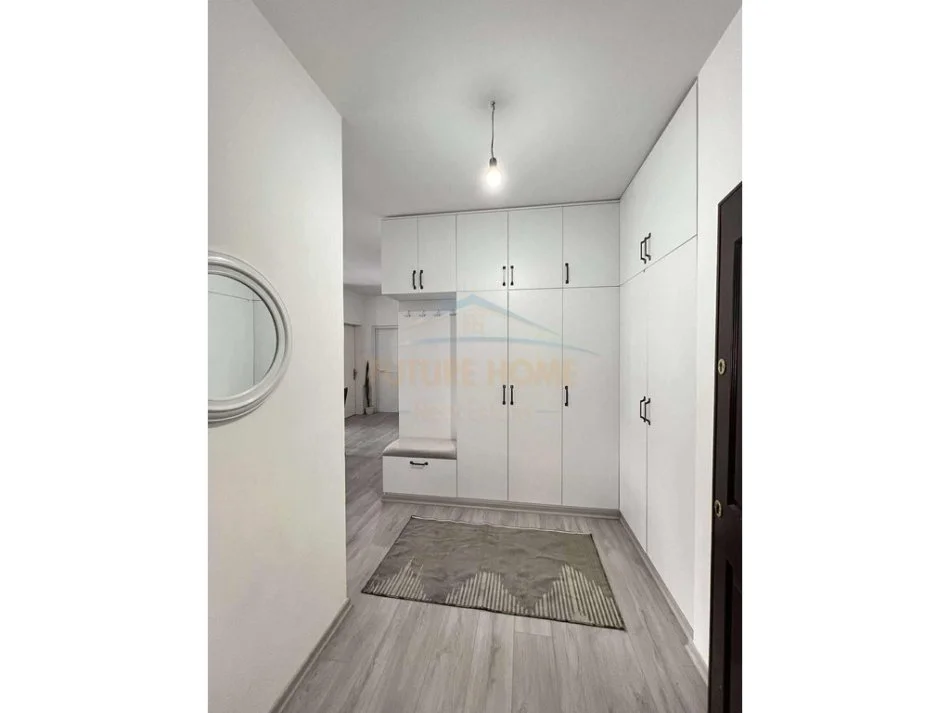 Tirane, shitet apartament 1+1 Kati 7, 81 m² 118.000 € (2 PALMAT)  UNA58529