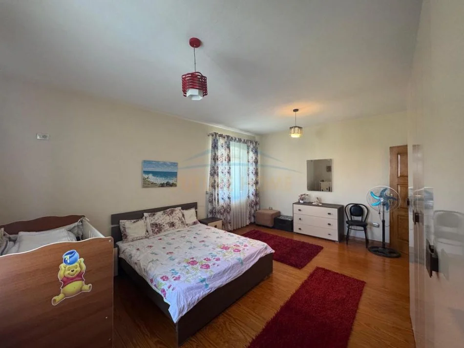 Shitet Vilë 2-Katëshe Senatorium, Sauk Tiranë! 350,000 €