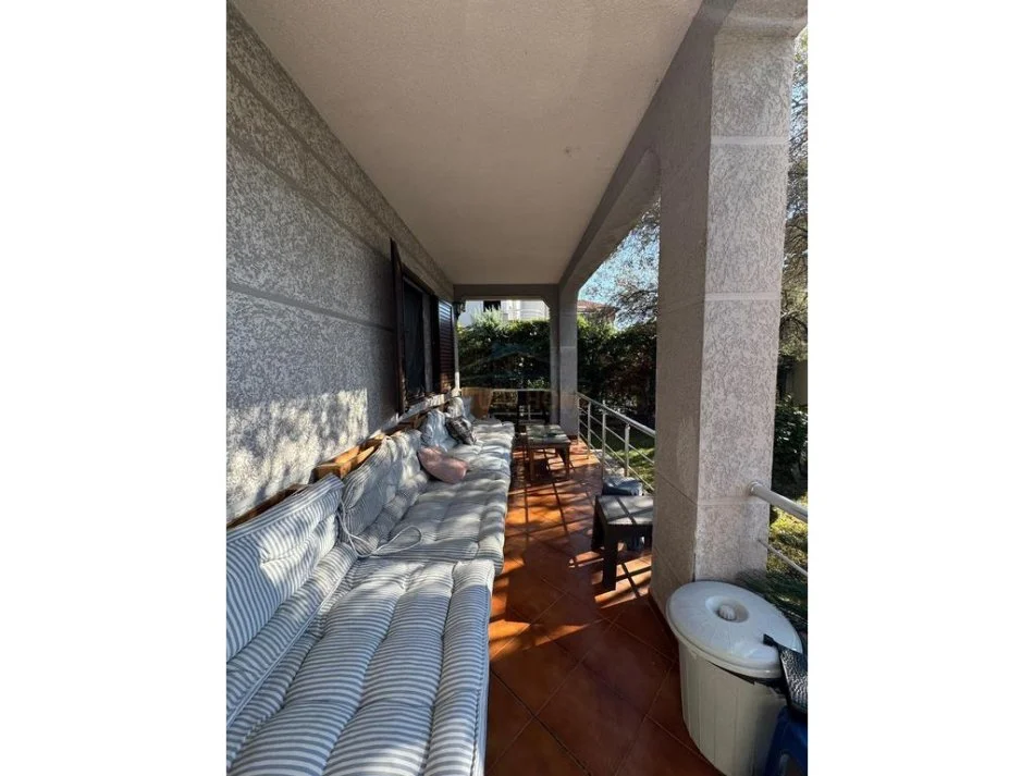 Tirane, shitet Vile Kati 0, 170 m² 380.000 € (Institut Kamez)