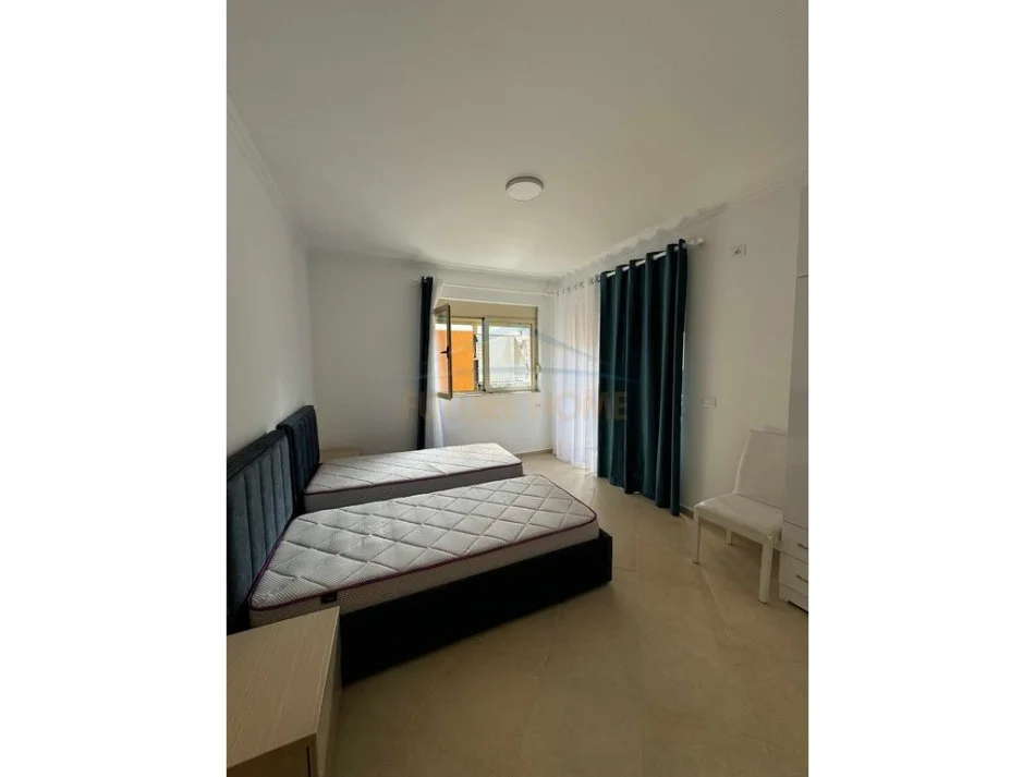 Tirane, shitet apartament 2+1 Kati 3, 108 m² 270.000 €