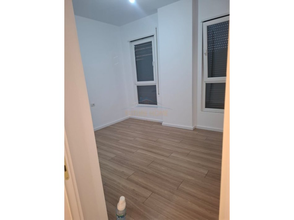 Tirane, shitet apartament 2+1 Kati 2, 71 m² 130.000 € (OXHAKU)