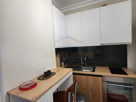 Durres, jepet me qera garsonier Kati 5, 310 € 