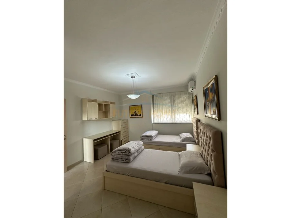 Tirane, jepet me qera apartament 2+1+Ballkon Kati 5, 100 m² 630 € (Don Bosko)