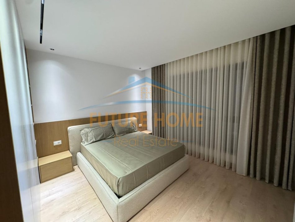 Tirane, jepet me qera apartament 1+1 Kati 5, 65 m² 100.000 € (komuna e parisit)