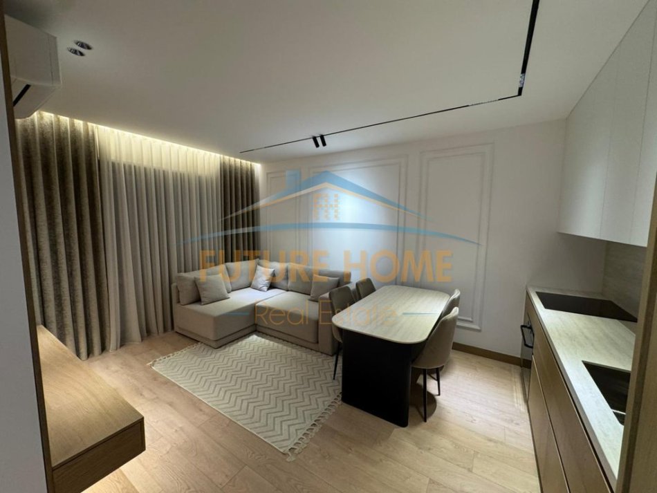Tirane, jepet me qera apartament 1+1 Kati 5, 65 m² 100.000 € (komuna e parisit)