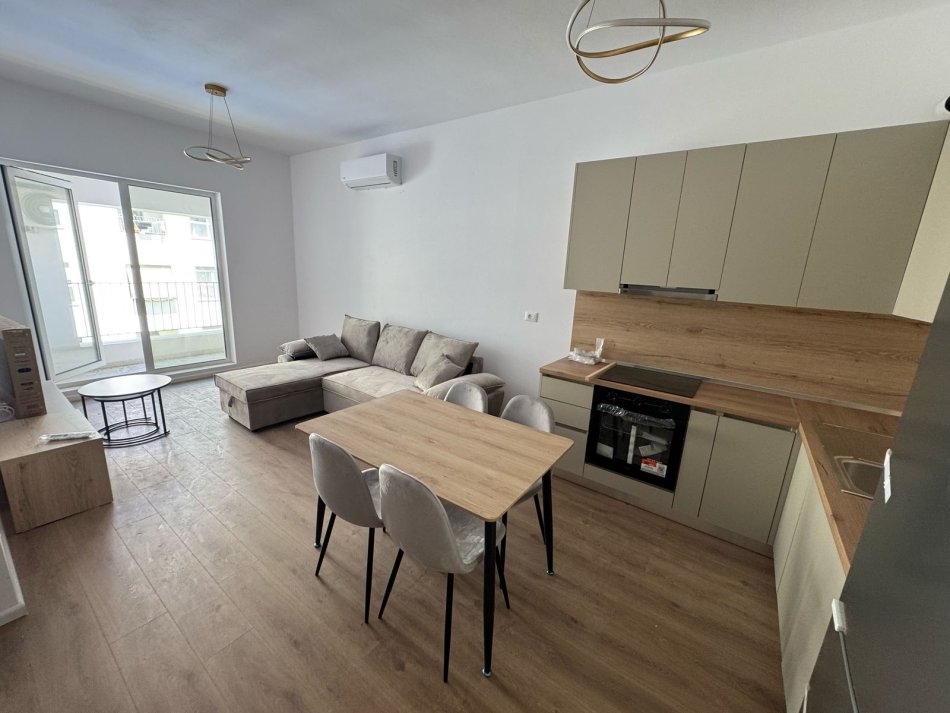 Tirane, jepet me qera apartament 2+1 Kati 5, 80 m² 550 € (ali demi)